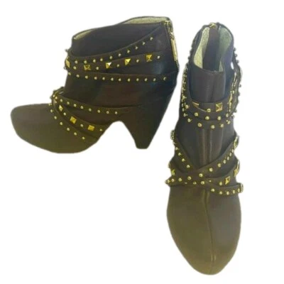 Botas/botas de tornozelo Matiko Anthropologie marrom com tachas de ouro salto tamanho 9 em excelente estado usado - Imagem 1 de 4