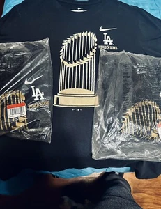 Los Angeles Dodgers 2020 World Series Champs  T-Shirt Size Large Nike - Picture 1 of 1