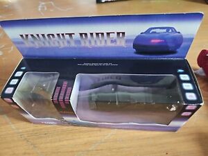 CORGI TOYS CC05601 - KNIGHT RIDER WITH MICHAEL KNIGHT FIG - EXCELLENT  CONDITION