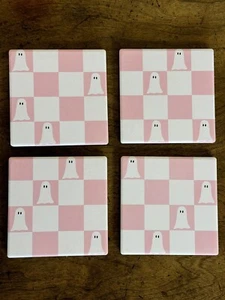 Juego de 4 posavasos fantasmas rosa y blanco decoración de Halloween 4x4 cerámica - Imagen 1 de 5
