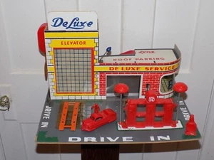 Vintage Keystone Deluxe Service Station with Accessories - Picture 1 of 9