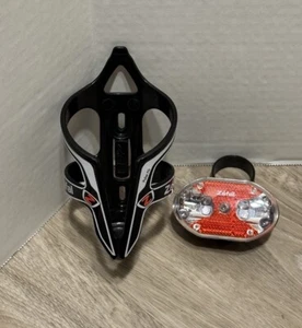 Zefal Pulse FG Bicycle Water Bottle Cage and Light - Picture 1 of 3