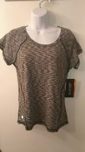 Hi-Tec Woman's Short Sleeve Tech Gray T-Shirt XS New - Picture 1 of 3