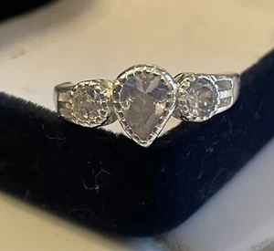 Beautiful Silver 3-Stone Pear Cut CZ Wedding Engagement Promise Ring Sz7-New! - Picture 1 of 7