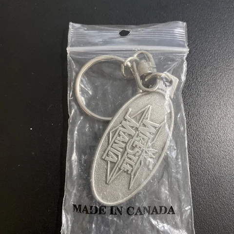 WWF 1999 Wrestlemania XV First Union Center Key Chain Stone Cold Steve Austin Cover
