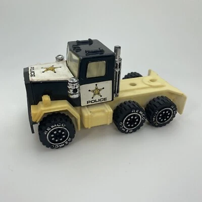 VINTAGE 1986 REMCO POLICE SEMI TRUCK USED - Image 1 of 4