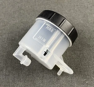 NEW GENUINE APRILIA RSV4 1000 2009-2016 BRAKE OIL TANK AP8113499 - Picture 1 of 1
