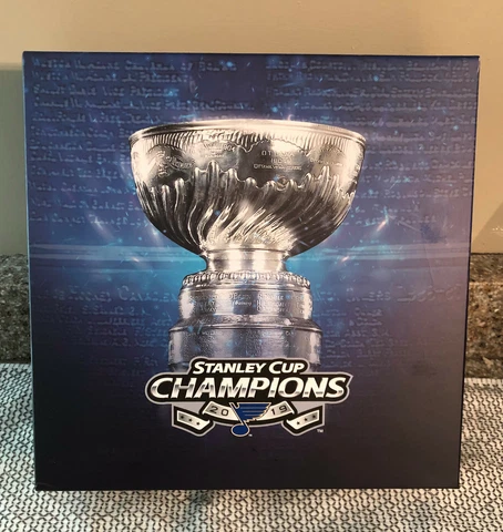 2019-20 St. Louis Blues Season Ticket Holder Stanley Cup Present Box + Ticket Cover