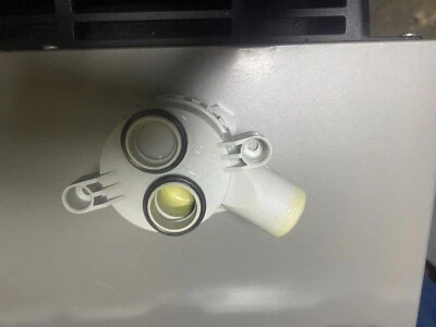 Wasserweiche AEG Spülmaschine - Bild 1 von 2