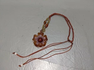 Asian Flower Pendant Unknown Material Intricate Knot (137) - Picture 1 of 6