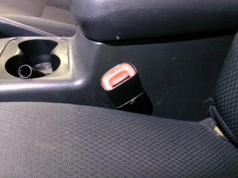 Seat Belt Front Bucket Seat Driver Buckle Fits 00-04 GRAND CHEROKEE 2104621 Foto 1 de 1