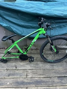 Bicicleta GIANT para niños - Imagen 1 de 12