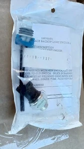 International Back-Up Light Switch 1699216C91 NEW FREE SHIP - Picture 1 of 2