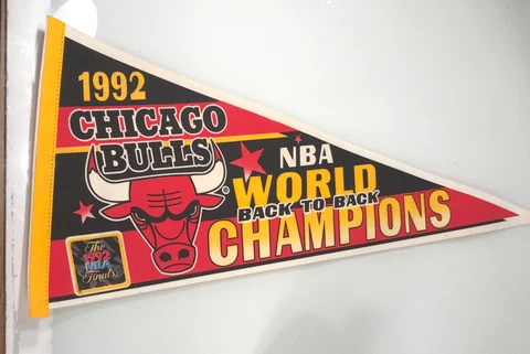 NBA Chicago Bulls Vintage 1992 World Champions Back To Back Team Logo Pennant Cover