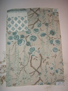 Kravet, Peonytree, Remnant, Floral, 25.50" W X 36" L, Color Aquamarine Multi - Picture 1 of 3