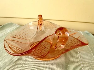 Vintage Depression Glass Pink Swan Dish Double Head Mid Century - Picture 1 of 7