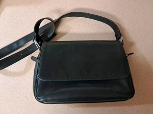 Vintage Worthington Black Leather Classic Shoulder Strap Purse Bag NICE MCM - Picture 1 of 7