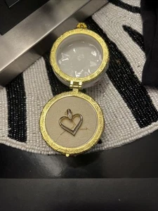 Necklace - Picture 1 of 3