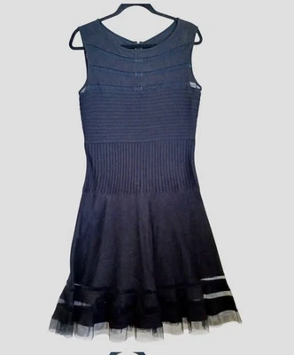 Vestido de cóctel Tadashi Shoji Pintuck en negro talla pequeña Foto 1 de 4