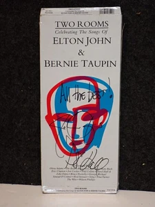 John Daryl Hall & John Oats 1991 autógrafo dos habitaciones canciones de Elton John caja de CD - Imagen 1 de 3