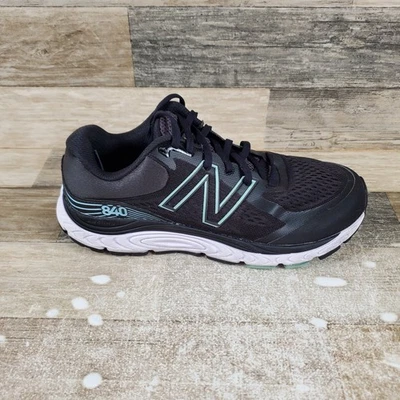 Zapatillas deportivas New Balance 840v5 para mujer talla 9 con cordones de malla negra Foto 1 de 4