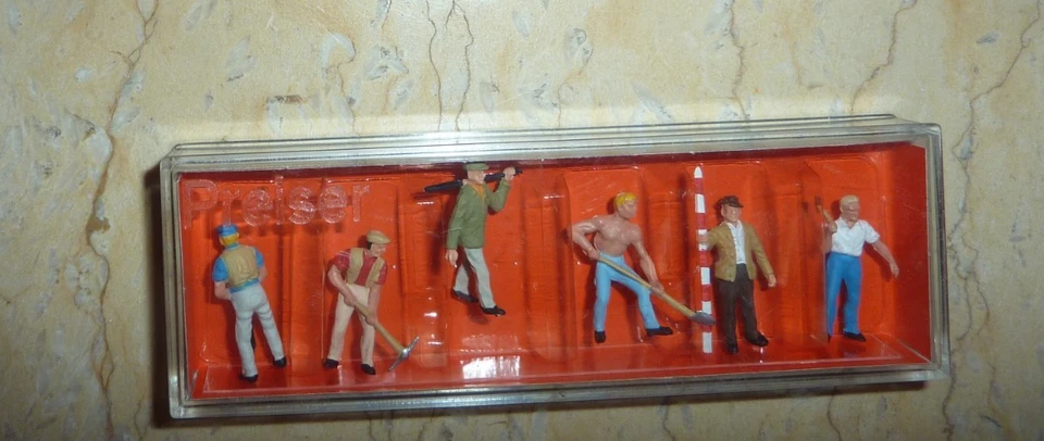 Preiser H0 - 10030 - Arbeiter  in OVP - Bild 1 von 1