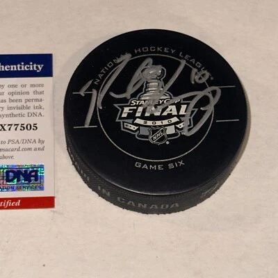 PATRICK SHARP Signed Official 2010 STANLEY CUP GAME 6 Puck w/ PSA COA - Image 1 of 4