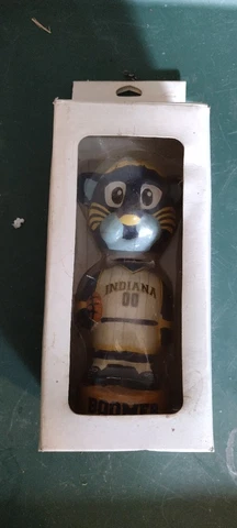 Boomer Indiana Pacers Bobblehead Mascot New in Box Rare Vintage and Adult Owned Cover
