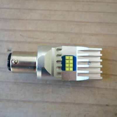 LED 6V 24/48W socalo BA 15 D - 4.300K  Luz calida Moto o Coche  - Imagen 1 de 4