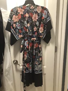 Floral Wrap Maternity Dress - Picture 1 of 4