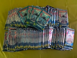 RIESIGE 100 Booster Packs Lilo und Stitch Sealed Sammelkarten Sammelkarten Set - Bild 1 von 4