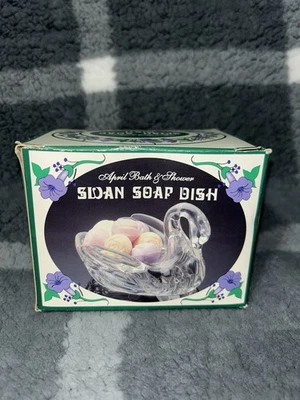 20 世纪 80 年代复古亚克力天鹅肥皂碟全新原装盒透明 5 英寸。 近乎完好 — 第 1/4 张图片
