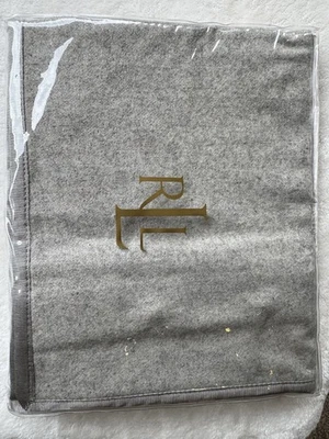 Lauren Ralph Lauren Gris Jaspeado Suite Almohada Falsa Lana Estándar 26 x 20 Foto 1 de 4