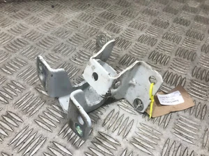 Bisagra de puerta delantera izquierda o derecha Isuzu N Elf Grafter NLR 3.0 2009-on 8981913020 casi nueva - Imagen 1 de 5