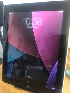 Apple iPad 2 9.7in 16GB Wi-Fi Tablet - Black - Picture 1 of 4
