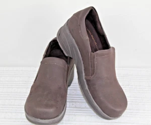 Easy Works by Easy Street Damen Leder Appreciate Clogs 8 braun neu mit Karton - Bild 1 von 13