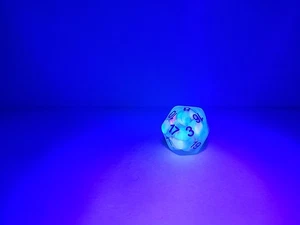 Sirius Pink Yellow Glow In The Dark Game Dice Free Shipping - Picture 1 of 4