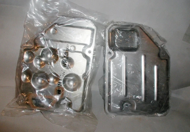 MITSUBISHI FE TRANSMISSION FILTER ME609885 - Image 1 of 1