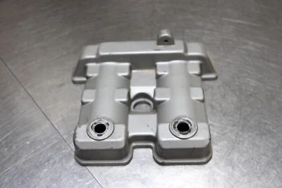 06-17 HYOSUNG GT650 Valve Cover Foto 1 de 4