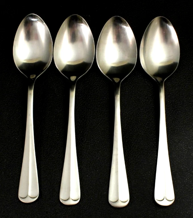 Juego de 4 cucharaditas Jefferson Manor Rogers Co. Acero inoxidable Corea Stanley Roberts 6" Foto 1 de 1