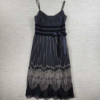 Antigo Vestido Ann Taylor LOFT Faux Wrap 2 Preto Cinza Plissado Acabamento de Veludo Coquette - Imagem 1 de 4