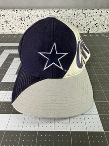Cappello Berretto Dallas Cowboys Wrap Around Blu Bianco Snap Back anni 90 NFL Football Star - Foto 1 di 6