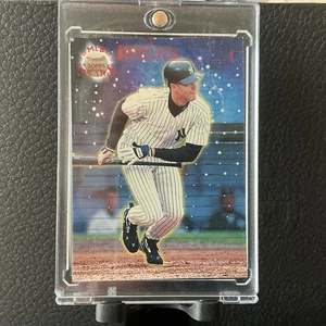 1998 Topps Stars Derek Jeter #33 Red 3424/9799 - Picture 1 of 3
