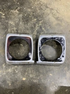 Juego de pares de bisel de moldura de faros 67-69 Ford F100 F250 F350 aluminio OEM usado - Imagen 1 de 10