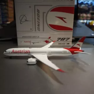 1:400 JC Wings Austrian Airlines Boeing 787-9 Airplane Diecast Aircraft Model - Picture 1 of 5