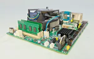 Mini placa madre Avantech Innocore DPX-W250 con Intel i7 SRQ1M 3,20 GHz 8 GB de RAM - Imagen 1 de 8