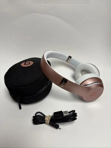 Auriculares internos inalámbricos Beats by Dr. Dre Beats Solo3 - oro rosa excelentes - Imagen 1 de 8