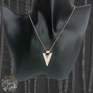 Women Gold Tone Arrow Charm Triangle Pendant Dainty Chain Necklace Alloy Jewelry - Picture 1 of 4