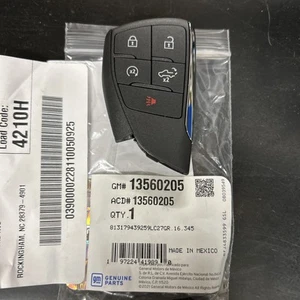 Genuine GM Smart Key Fob Keyless Entry Remote Transmitter 13560205 OEM - Picture 1 of 2