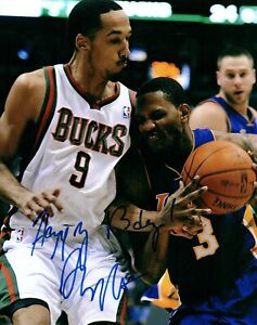 Shaun Livingston Milwaukee Bucks Signed Autographed 8x10 Photo COA 